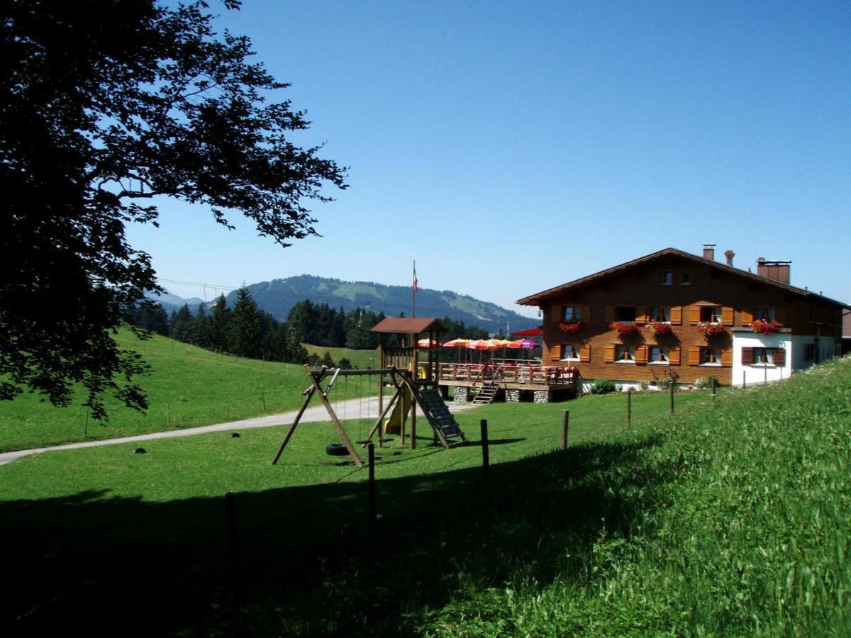 Alpengasthof Brueggele Hotel Alberschwende Kültér fotó